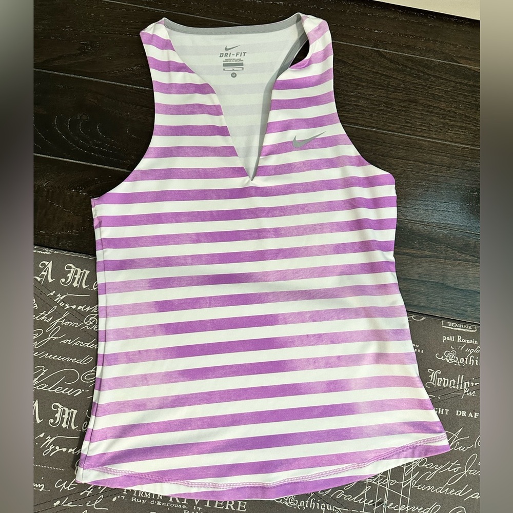 Nike, NWOT golf racerback tank. Dri-fit stretch.